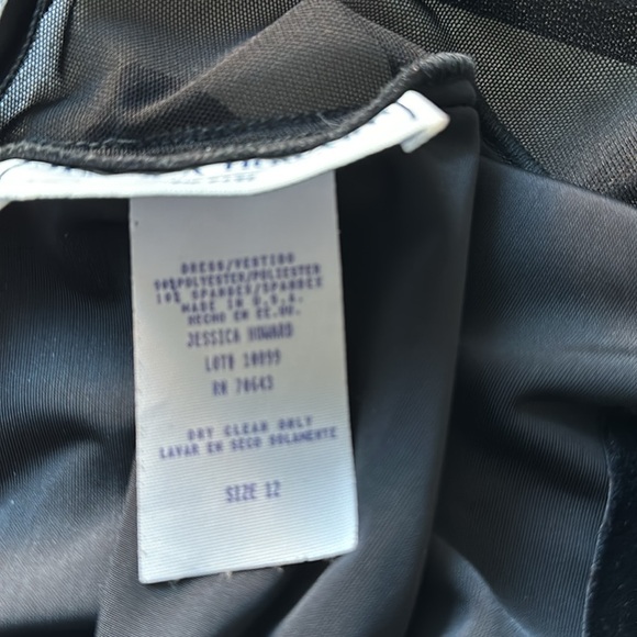 JESSICA HOWARD | Velvet Dress | Black | Size 12P - Picture 10 of 14